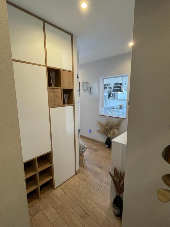 Guest Room "We Are With You In This Flat" Страсбург Екстериор снимка